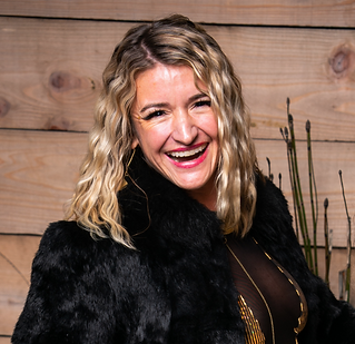 Rebecca Wallace — Rebalovesyou Designs